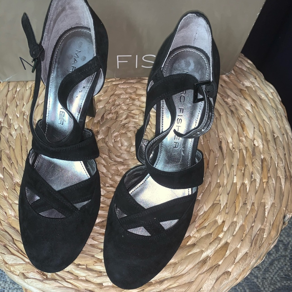 Mark Fisher platform suede pumps